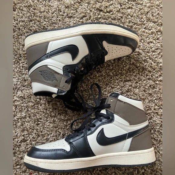 mocha jordan 1 high top size men 7 womens 9 - Picture 2 of 6